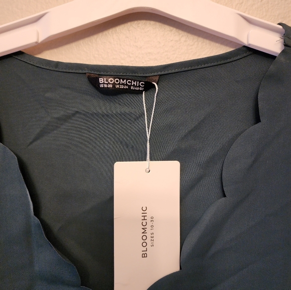 NWT Bloomchic Blouse - Picture 2 of 5